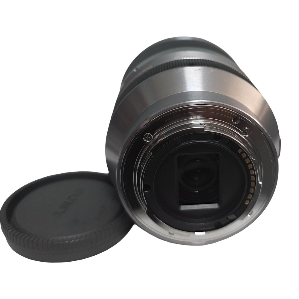 SONY 18-200mm F3.5-6.3 OSS (SEL18200) for Sony E mount With Lens Caps - Picture 11 of 14